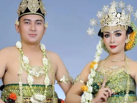 Mengenal Keprabon, Pakaian Adat Pengantin Khas Malang