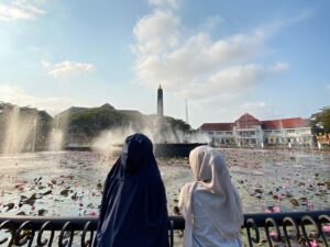 Menyelami Monumen Sejarah Arsitektur Tugu Kota Malang