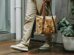 Inovatif, Startup Asal Bandung Sulap Jamur Jadi Produk Fashion Ramah Lingkungan dengan Nama Mycotech