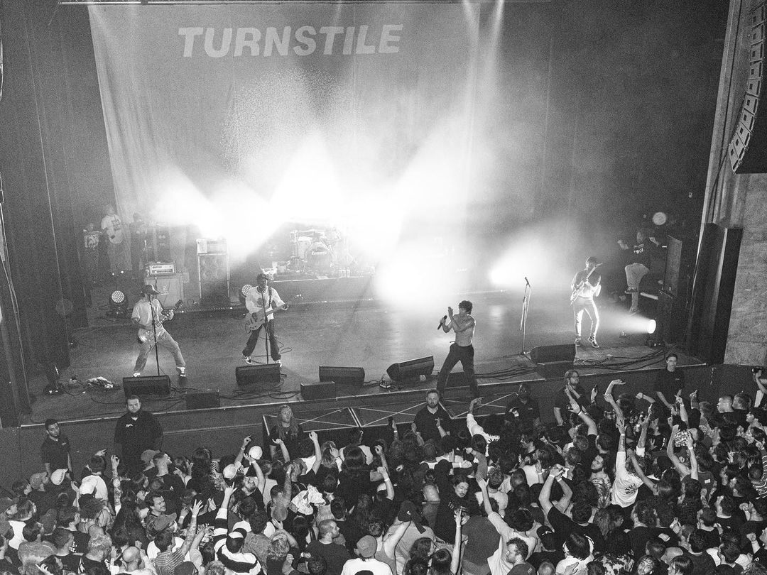 turnstile manggung
