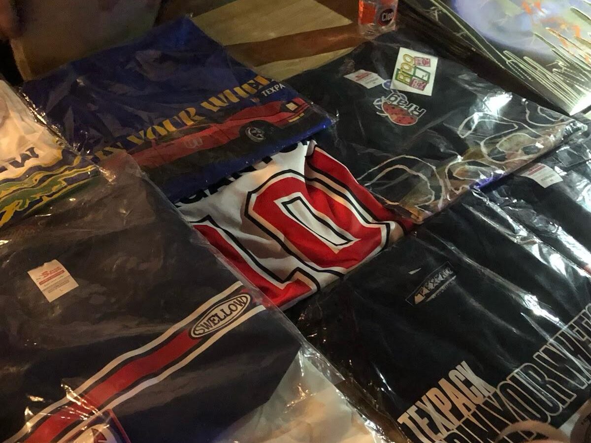 Dilema Antara Band Merch Fake, dan Bootleg. Apa Perbedaannya?