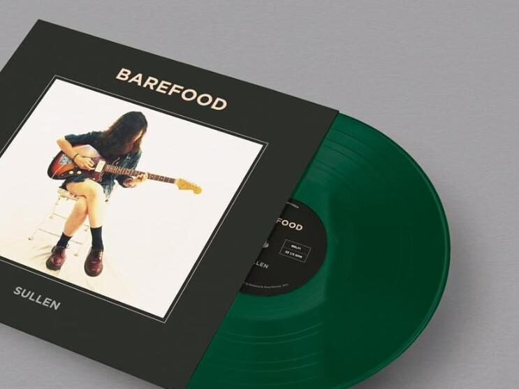 Barefood dan Romansa 90-an