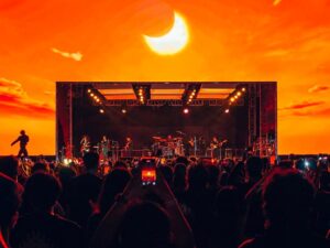 7 Musisi Indie Indonesia Paling Berpengaruh di 2025