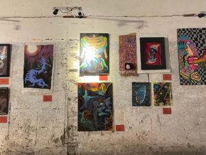 ALPA 10 Sajikan “Halusinasi” di Pabrik Keramik Dinoyo