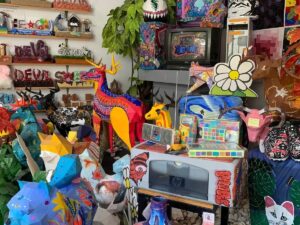 Design Holic: Pameran Desain Mahasiswa Baru DKV Universitas Negeri Malang Tampilkan Kreativitas dan Inovasi Seni Rupa