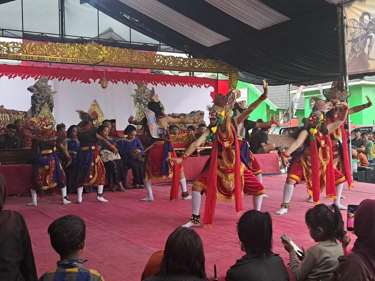Wayang Topeng